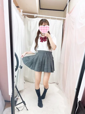 🆕ねいろ 152cm/Bカップ 19歳