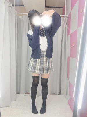 🆕かぐや 165cm/Fカップ 19歳