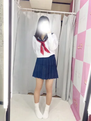 🆕めぐみ 155cm/Eカップ 19歳