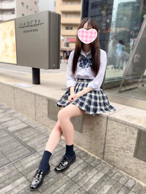 あいか 166cm/Cカップ 19歳