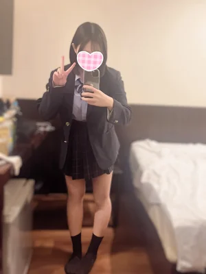 🆕かりな 151cm/Eカップ 19歳