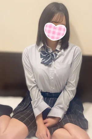 🆕かりな 151cm/Eカップ 19歳