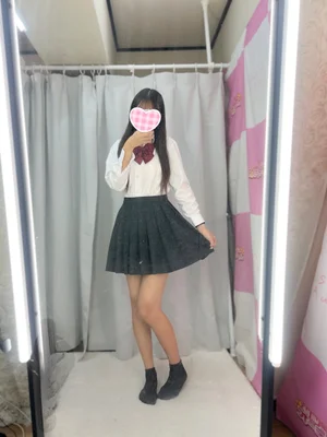 🆕るん 155cm/Cカップ 18歳