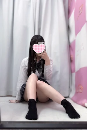 🆕あおば 160cm/Fカップ 18歳
