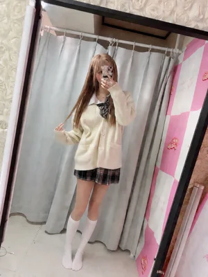 める 162cn/Dカップ 18歳