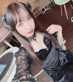 めるめいど:ももな
