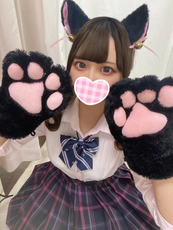 みき 18歳(Eカップ)