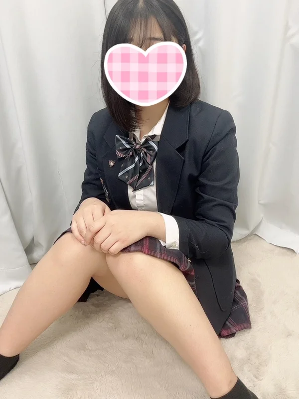りり 18歳(Dカップ)
