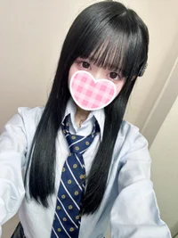 ことこ 146cm/Bカップ 18歳