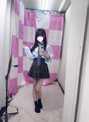 ことこ 146cm/Bカップ 18歳
