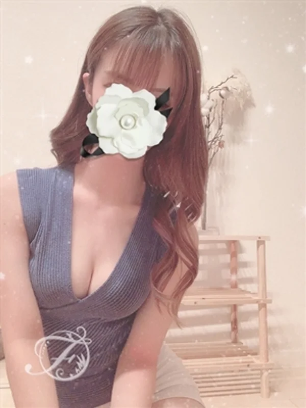 月島かれん