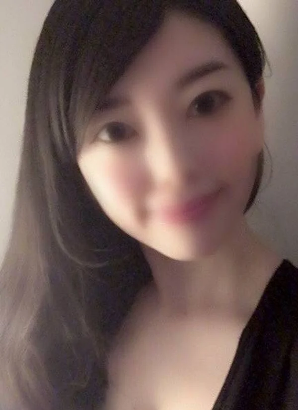 神埼あおい