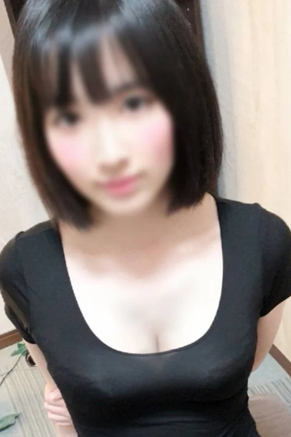 結城ゆあ