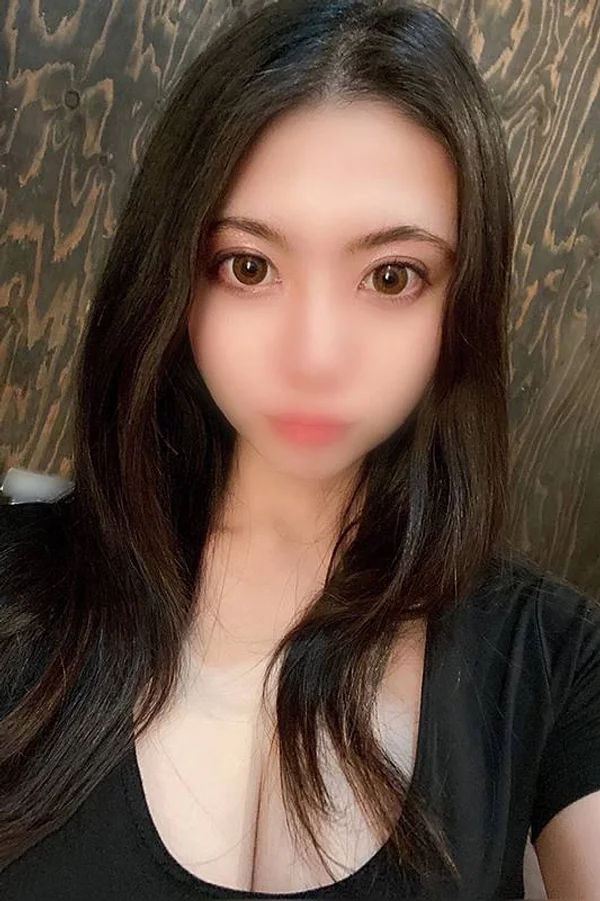 成瀬こもも