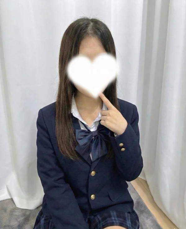 みいな