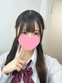 みみ（JK上がりたて18歳）