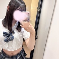 【ロリ顔×黒髪】あおいちゃん出勤中！の画像1