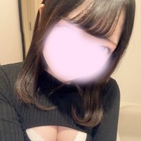 ロリ顔×黒髪のあおいちゃん本日出勤中！13時30分～イケますの画像1