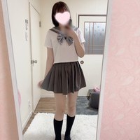 時折見せる笑顔に悶絶必須！！？✨りのちゃん♪出勤中の画像1