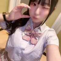 可愛さ満点幼さ満点♪ももちゃん💕出勤中の画像1