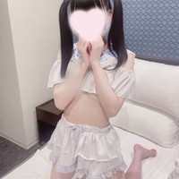 18歳ならではのピチピチ感。よぞらちゃん⏰今なら17:45～の画像1