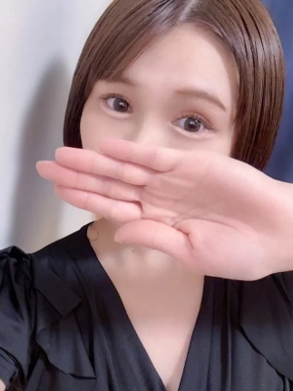 中山ちなつ