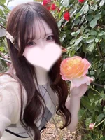 雨夜すずね　JK上がりたて18歳！