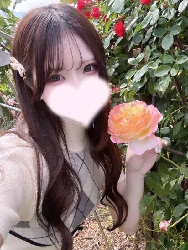 雨夜すずね　JK上がりたて18歳！