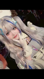 アニソンバー綾波:おみ