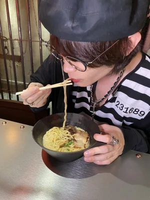 プリズンカフェ　秋葉原　メンズコンカフェ