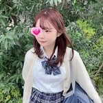 春ひなの　JK上がりたて18歳