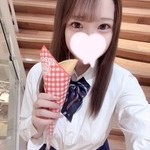 水瀬えま　JK上がりたて18歳Fカップ