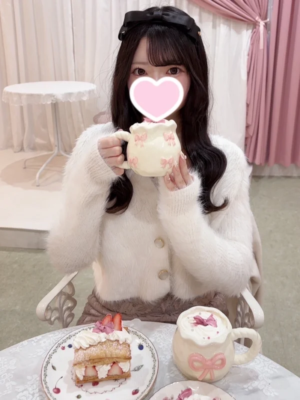 七瀬すみれ