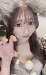 オオカミちゃんカフェ三宮店:かのん