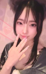 オオカミちゃんカフェ三宮店:まき
