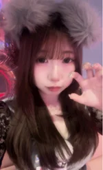 オオカミちゃんカフェ三宮店:ひかり