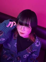 歪