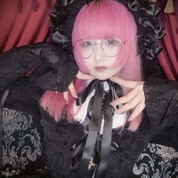 呪井マヂカ
