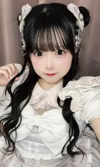 ももな