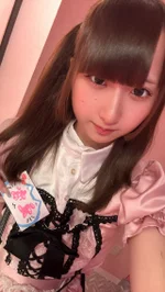 PINK MONSTER 梅田店:えな