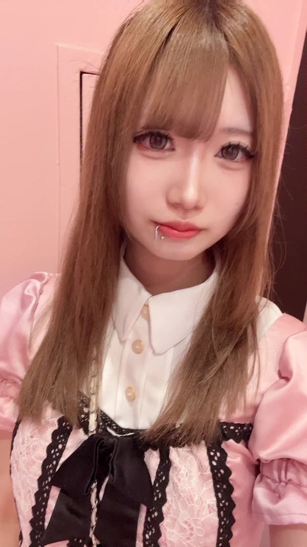れい🩷ぴんもん梅田店