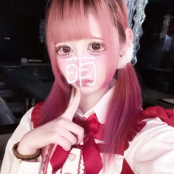 しあ