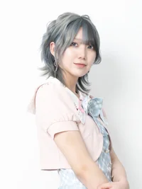 綾瀬 璃奈