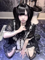 しあ