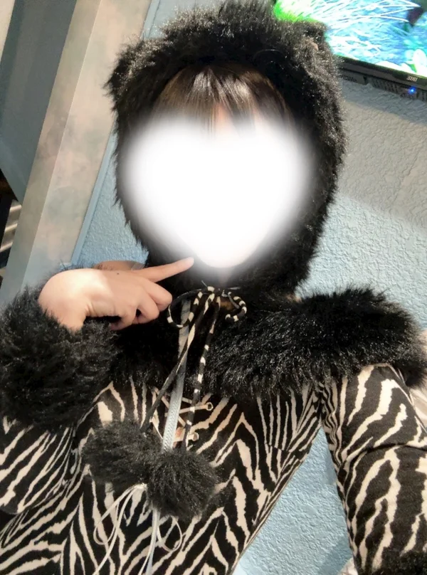 あや