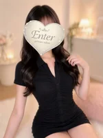 Sara(24)